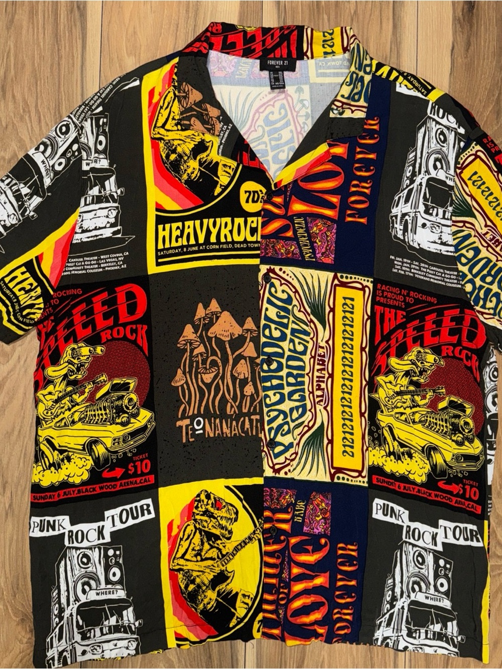 Forever 21 Men's Apparel Heavy Rock Psychedelic All Color block Print Rayon XL